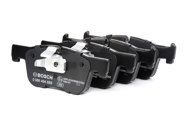 BOSCH | Pastilla de freno con clip de émbolo, Chapa antichirridos 0 986 494 689 BMW 3 Sedán (F30, F80) 2014 baratos online