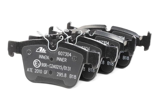 Número OEM A 000 420 82 00 - Pastilhas de travão 13.0460-7304.2 MERCEDES-BENZ