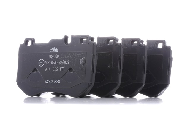 Numéro OEM A 008 420 17 20 - Plaquettes de frein 13.0470-4880.2 MERCEDES-BENZ