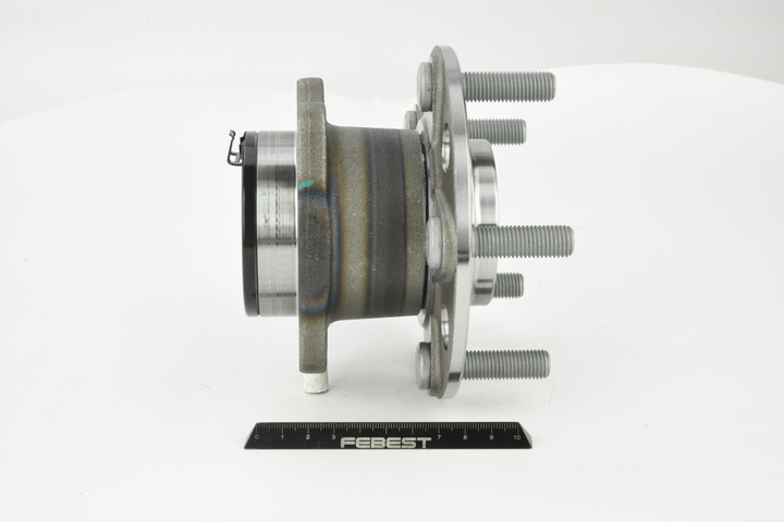 Número OEM 0 5105 770AD - Cubo de rueda 2082-CALMRWD PEUGEOT, MITSUBISHI, JEEP, CHRYSLER, DODGE