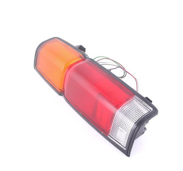 Numer OEM B6550 23G10 - Lampa tylna zespolona 215-1986R-A NISSAN